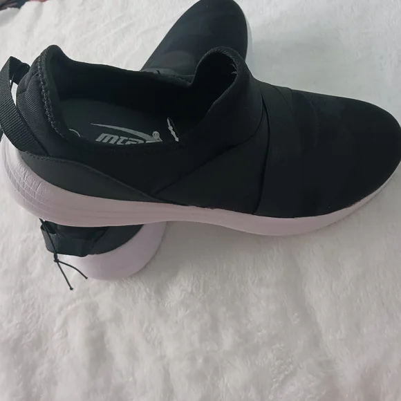 MTA Sport • Women's "Ashley" Memory Foam Camo Athletic Slip-On Sneakers - Picture 3 of 13